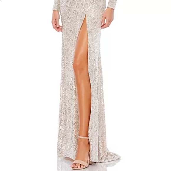 Sequin V-Neck Gown - Picture 4 of 8